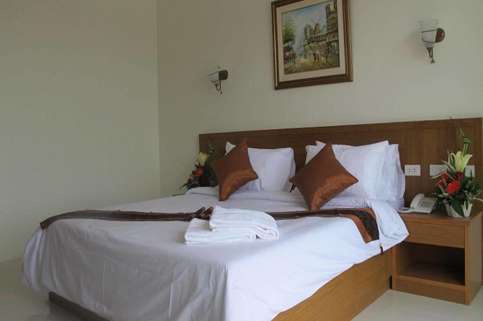 Hotel Kanokan 3*